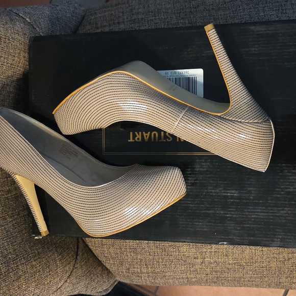 Colin Stuart Pewter with Black Stitching Platforms - Picture 3 of 6